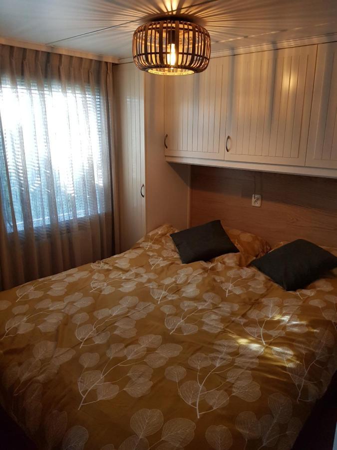 Sfeervol Boschalet 5 Persoons Met Sauna Voorthuizen Exterior foto